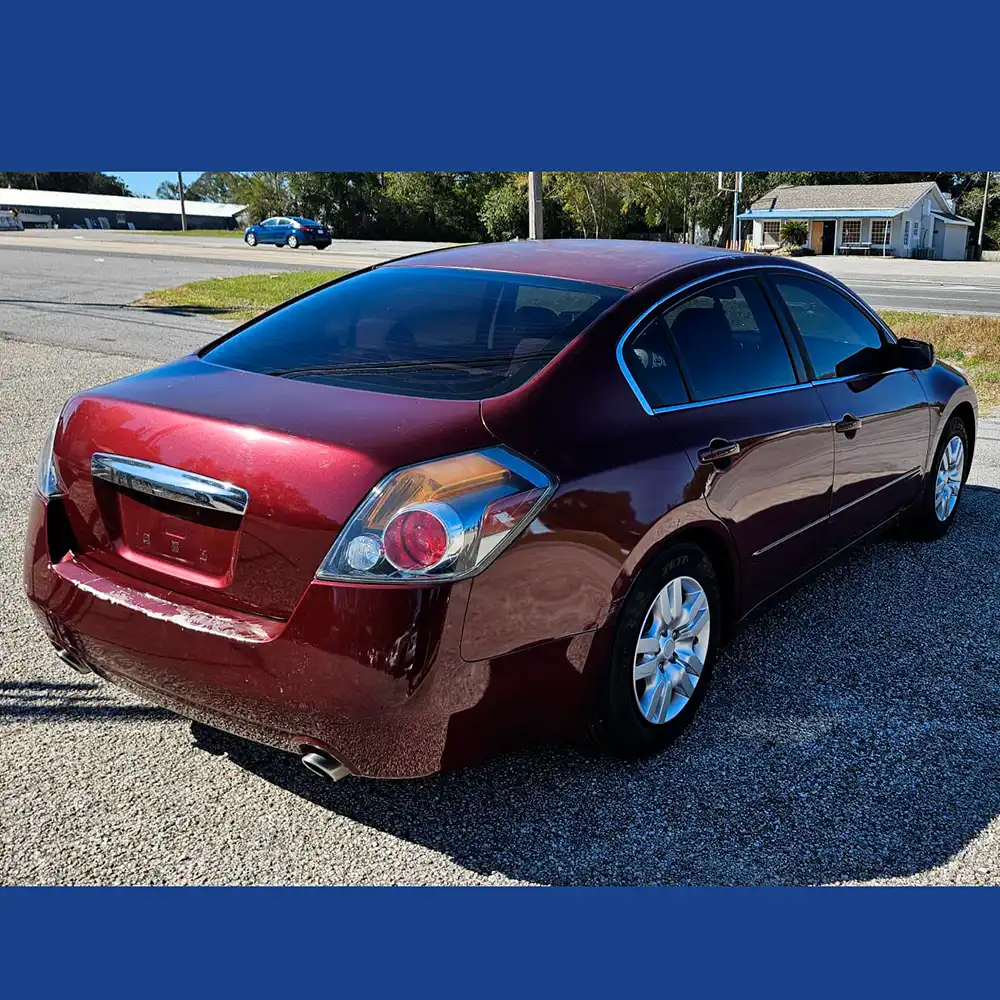 2012 Nissan Altima - Image 12