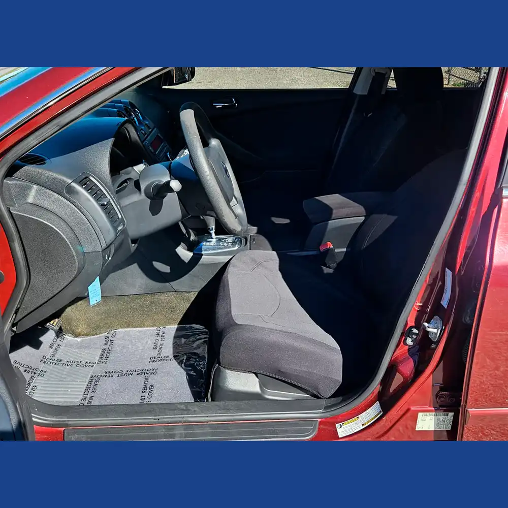 2012 Nissan Altima - Image 10