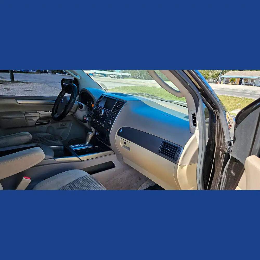 2012 Nissan Armada SUV - Image 17