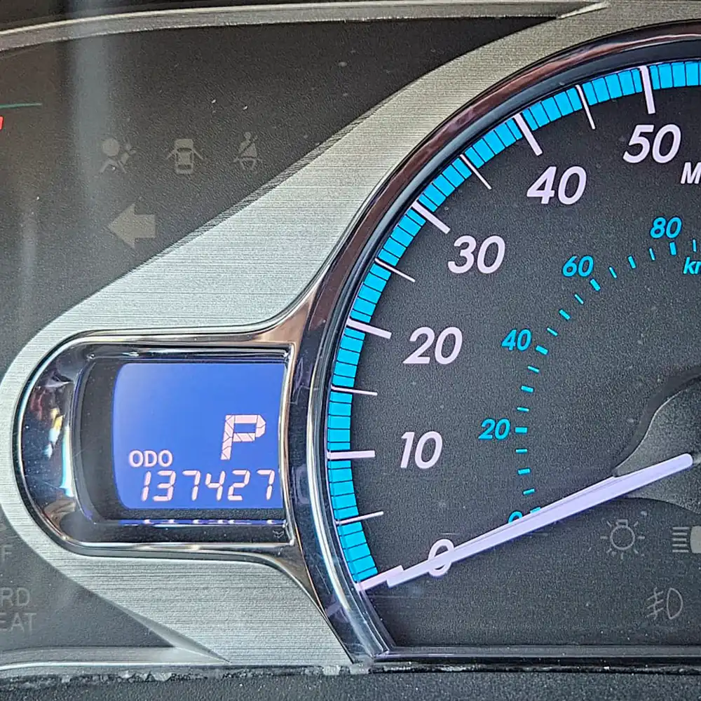 2012 TOYOTA SIENNA XLE - Image 6