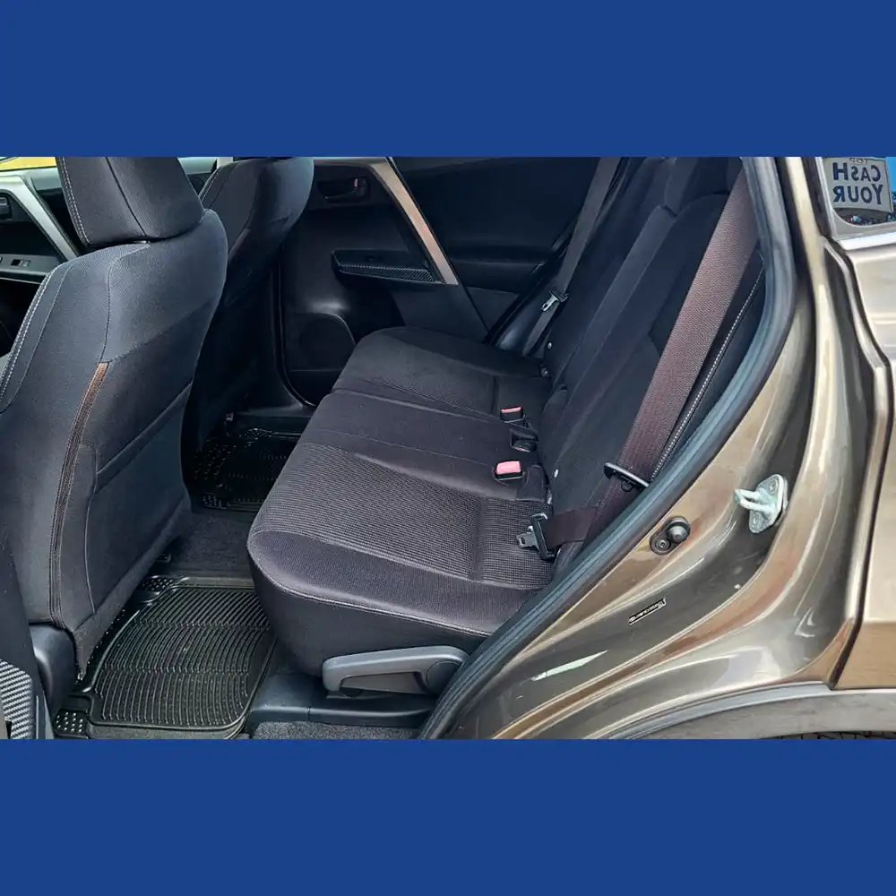 2013 Toyota RAV4 - Image 14