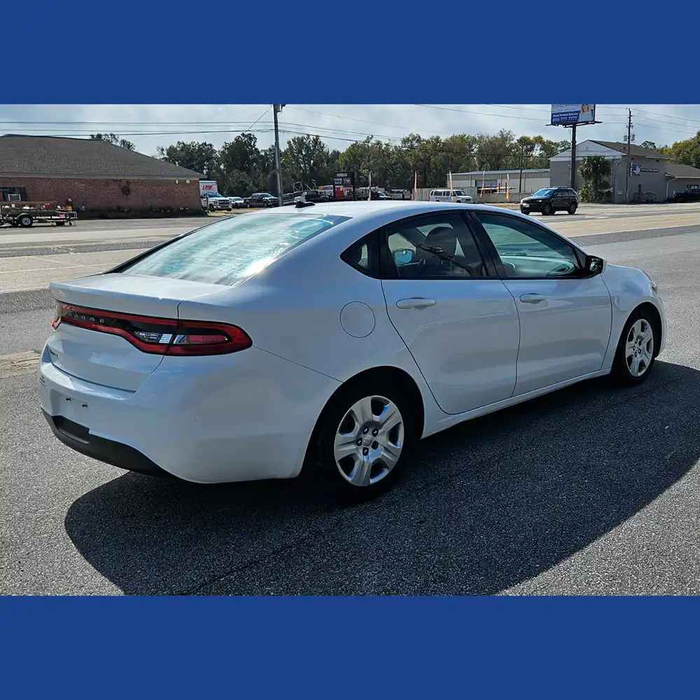 2015 Dodge Dart - Image 12